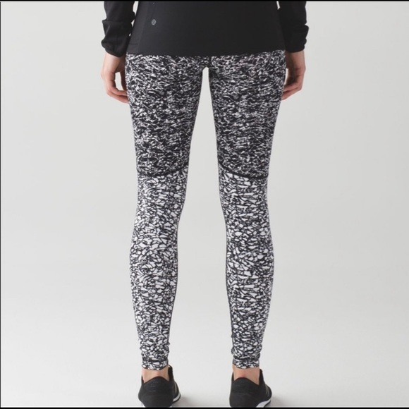 NWOT Lululemon Wunder Under Leggings - Picture 3 of 7